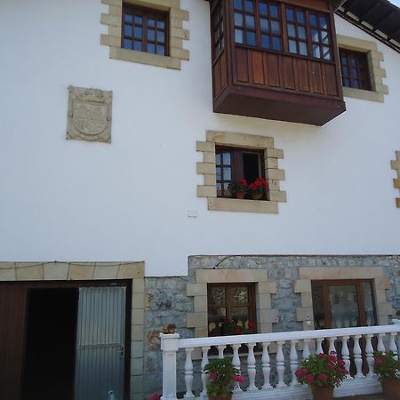 Montanes Ξενοδοχείο Σαντιγιάνα ντελ Μαρ Εξωτερικό φωτογραφία